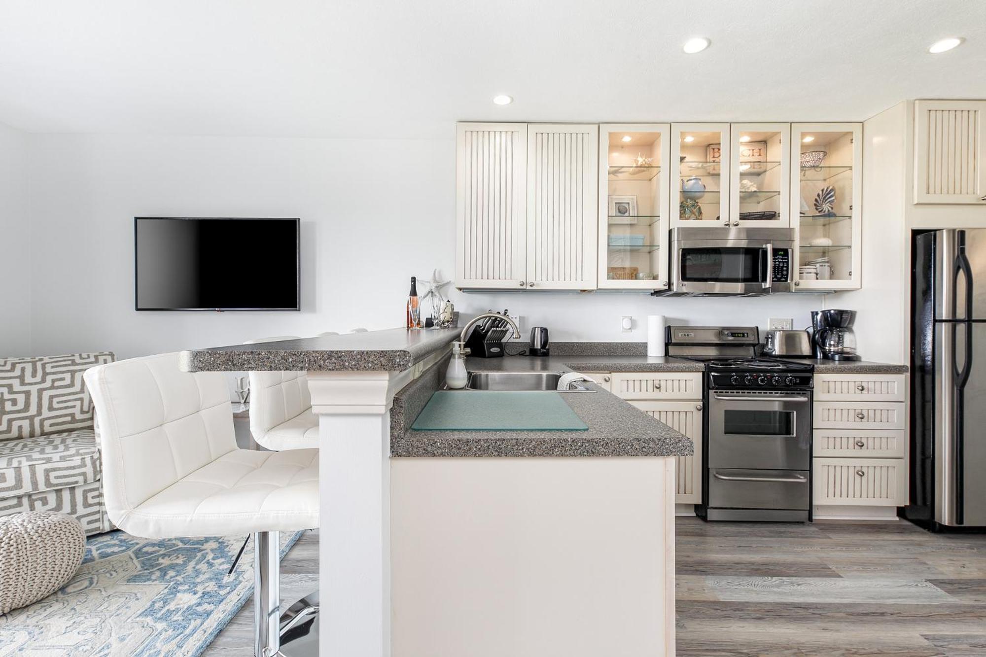 Gorgeous 2 Bedroom Lake View Condo Traverse City Zewnętrze zdjęcie